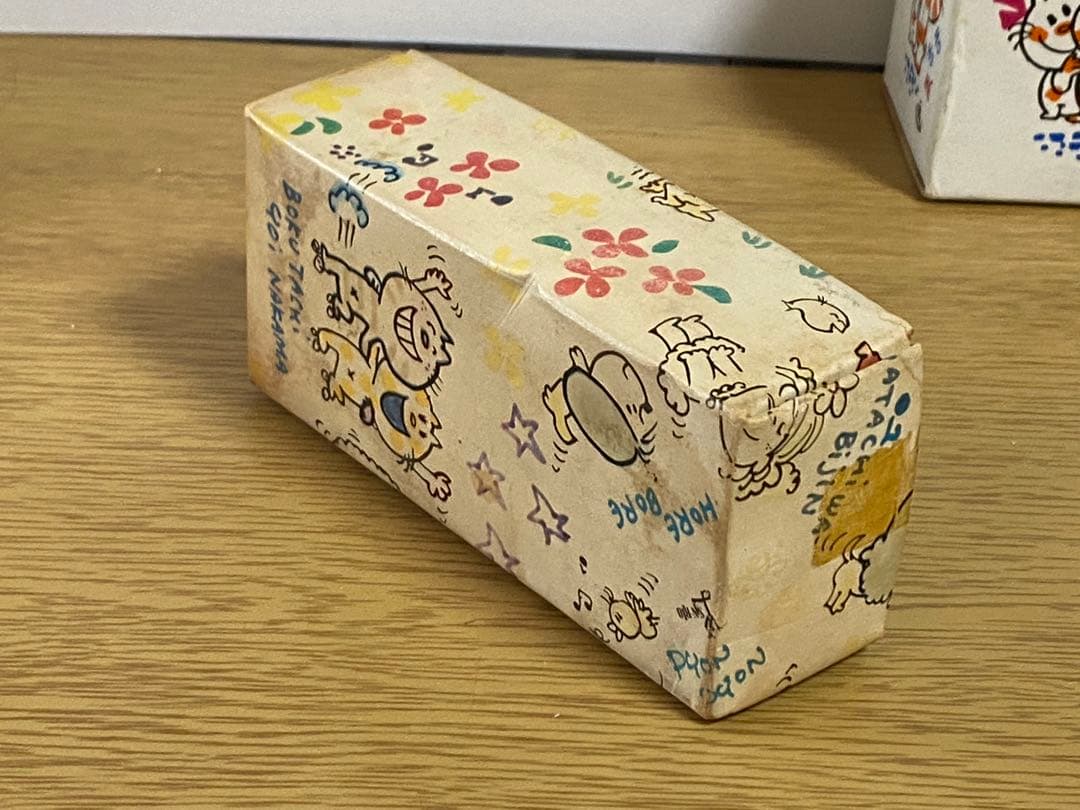 スタバの返却不要のポットサービス「コーヒートラベラー」が便利！ → みんなにコーヒー飲ませようとしたら、社内が微妙な空気になったロケットニュース24