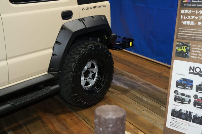 新型ジムニー ノマド ジムニー シエラ