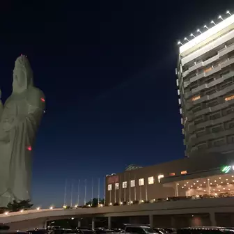 観音様の真横 - 仙台市、仙台ヒルズホテルの写真