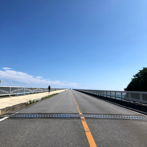 おすすめのドライブスポット✨ *沖縄古宇利大橋古宇利島今帰仁沖縄ドライブドライブドライブスポット海絶景沖縄絶景スポットダレカニミセタイケシキダレカニミセタイウミ沖縄好き沖縄好きな人と繋がりたい沖縄旅行沖縄観光沖縄県沖縄観光スポットおきなわ沖縄の海okinawaokinawajapanseabridge