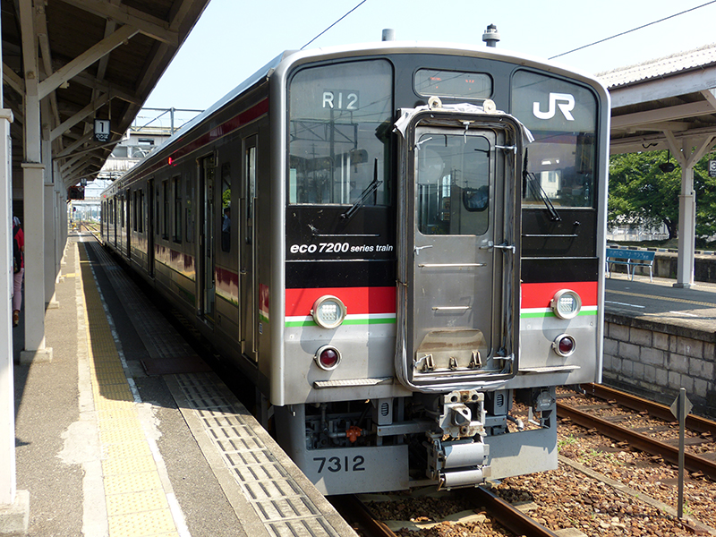 JR予讃線 高松-伊予西条