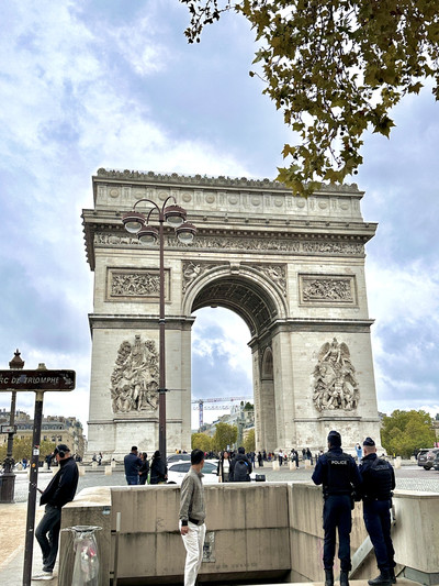 パリ観光 エトワール凱旋門観光ガイド基本情報・アクセス・見どころ - FRANCE旅時間