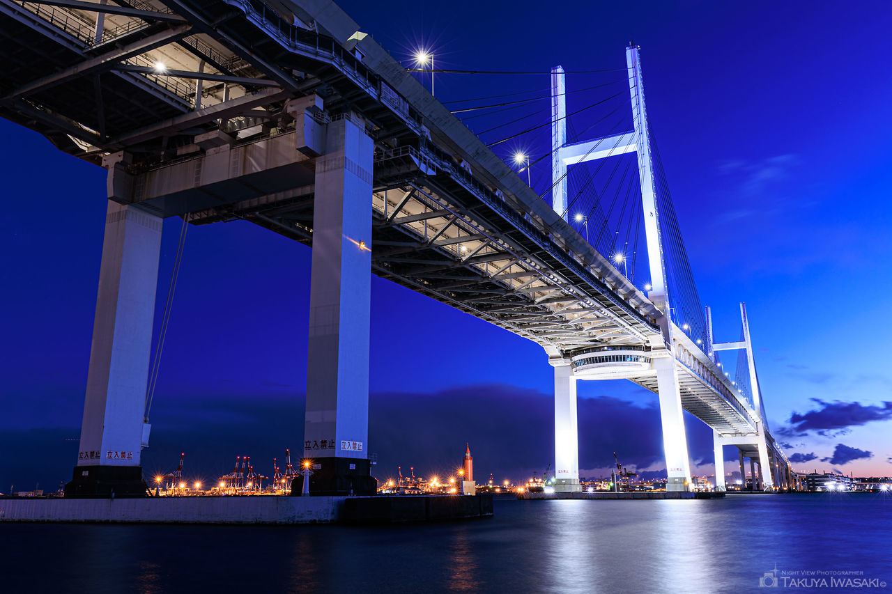 万国橋から見たみなとみらいの夜景の写真・画像素材-Snapmart スナップマート