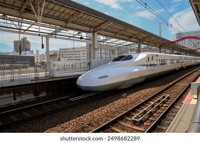 210点を超える新幹線 のぞみ号のストックフォト、写真、そしてロイヤリティフリーの画像 - iStock