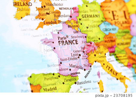 フランスと周辺のヨーロッパ諸国の名前入り地図イラスト素材のイラスト素材115787570- PIXTA