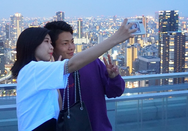 大阪・梅田スカイビルの空中庭園展望台「ルミ・スカイ・ウォーク」が全面リニューアル楽天トラベル