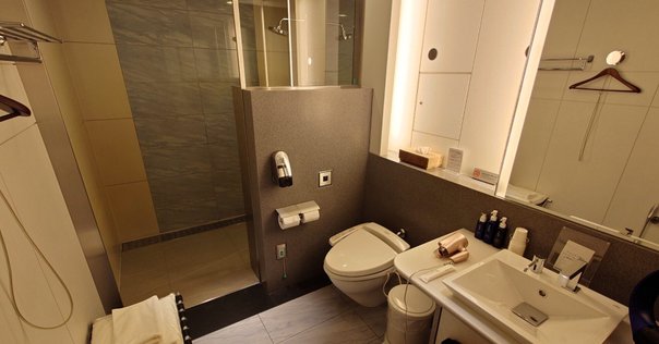 羽田国際空港で出発前に誰でも使えるシャワールームアロハ ハワイ倶楽部