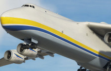 アントノフ・エアラインズ 機材 飛行機