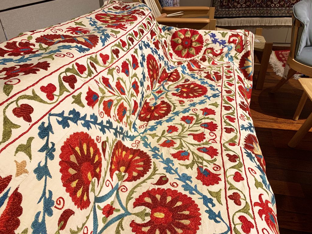 ウズベキスタン旅行記9：ブハラのスザニ刺繍Kameko