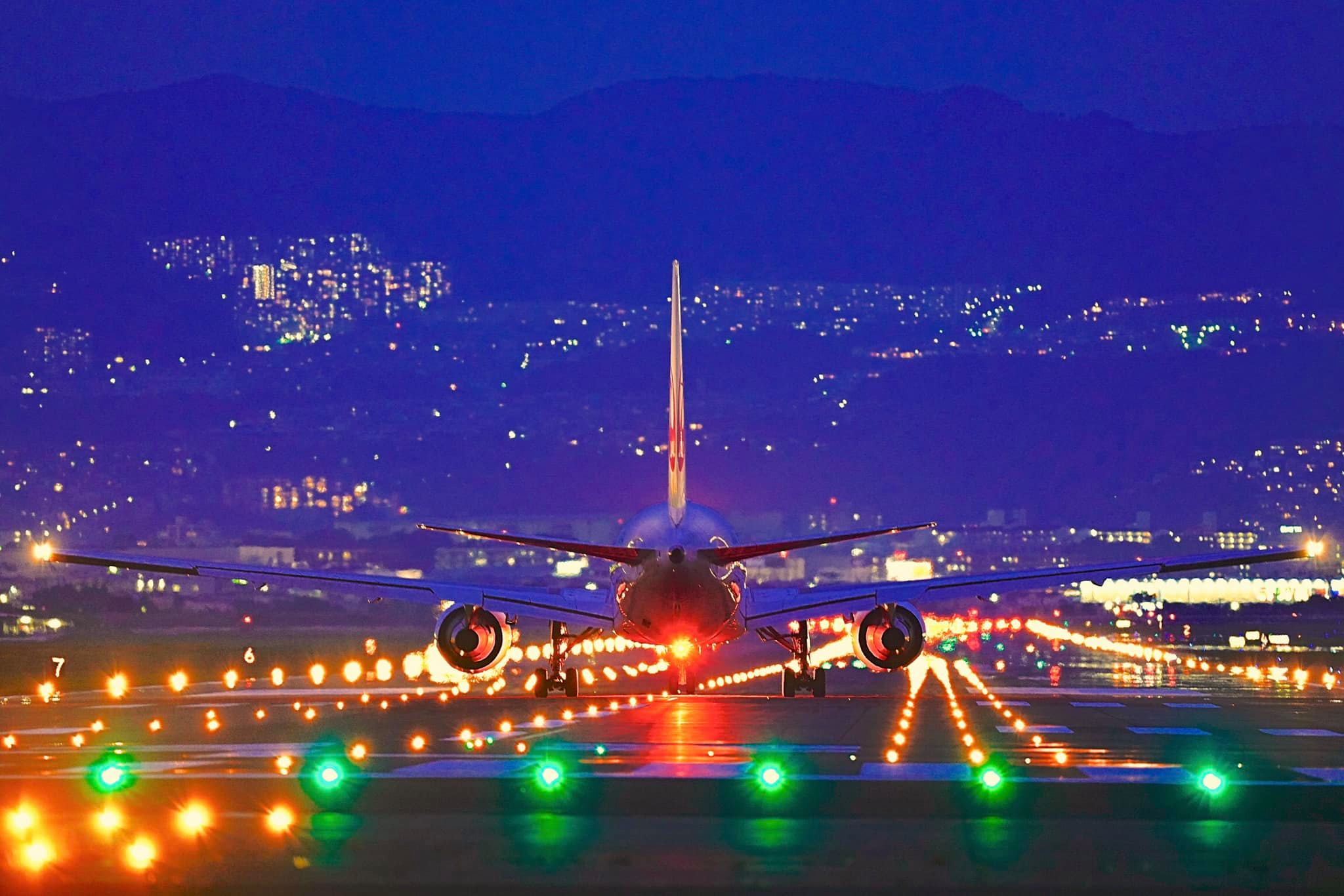 千里川土手の夜景 大阪府豊中市