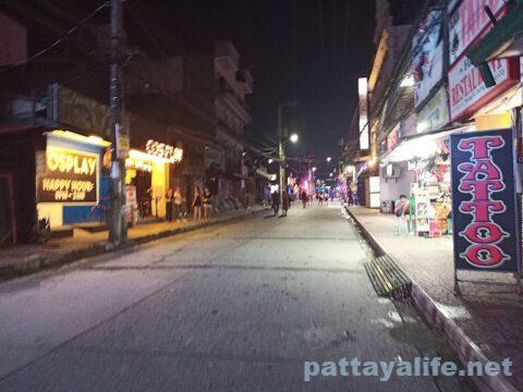 おとなの歩き方 ウォーキングストリートの先へ─アンヘレスの今を知るNANAME TRAVEL