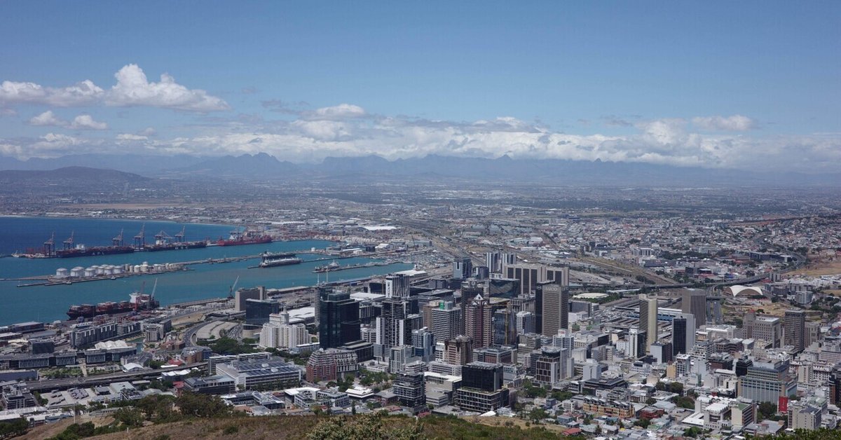 テーブルマウンテンは南アフリカを象徴するランドマーク観光スポット南アフリカ観光局