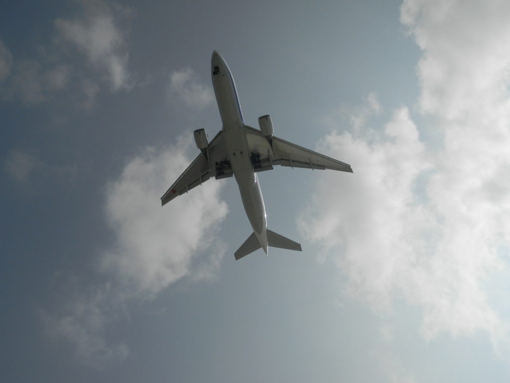 搭乗前に確認しよう！飛行機に関するルールまとめエアトリ - トラベルコラム