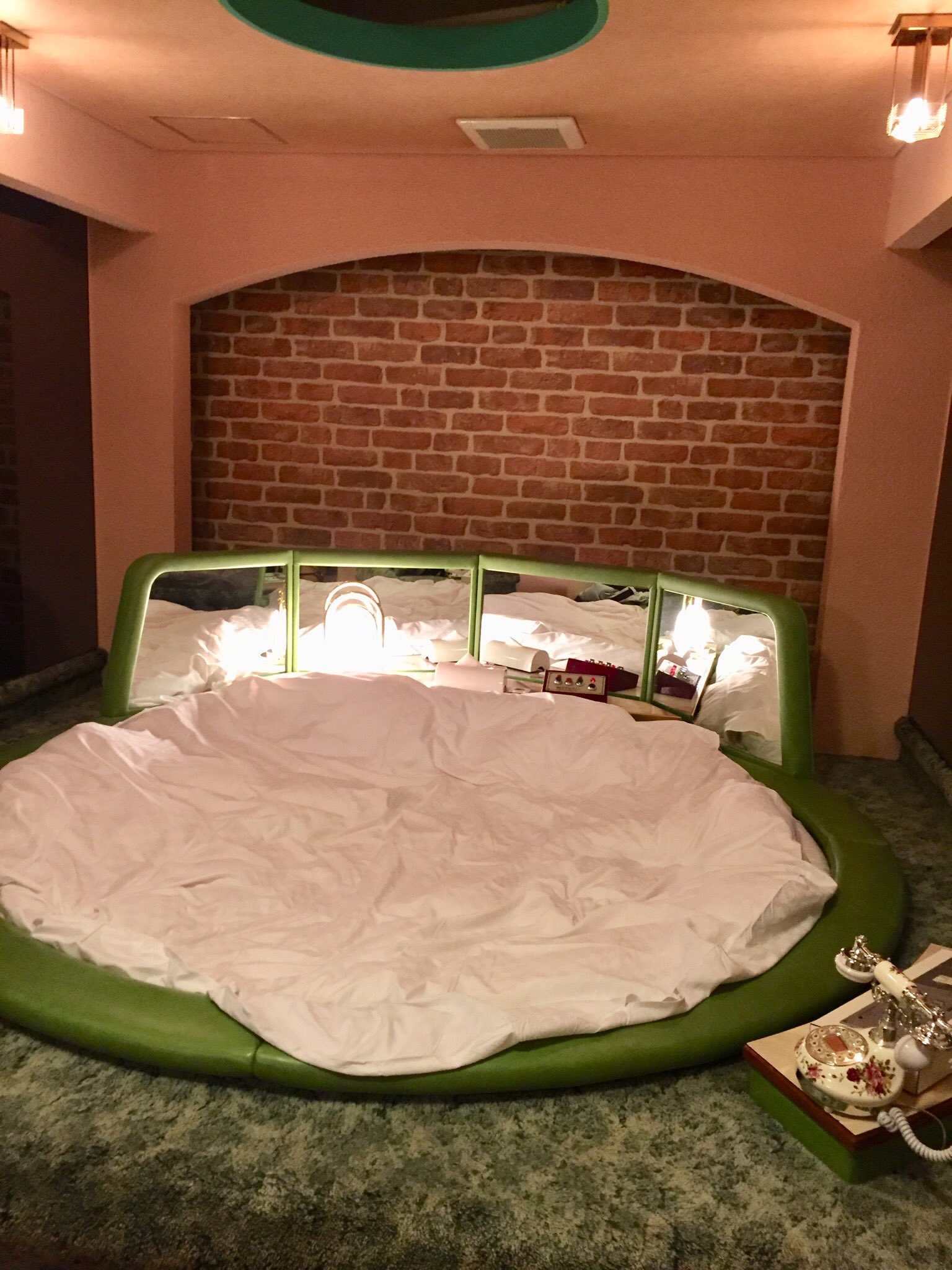 渋谷の廃墟ラブホテル事件の真相TikTok