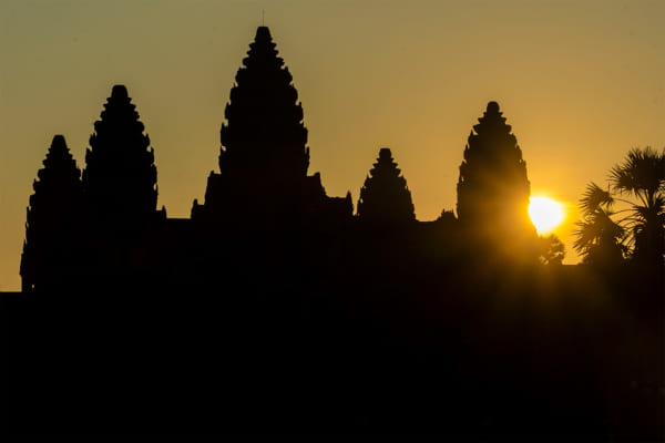 アンコールワット遺跡からの朝日鑑賞、最高やったな。This is Vietnamこれがベトナム、これぞベトナム