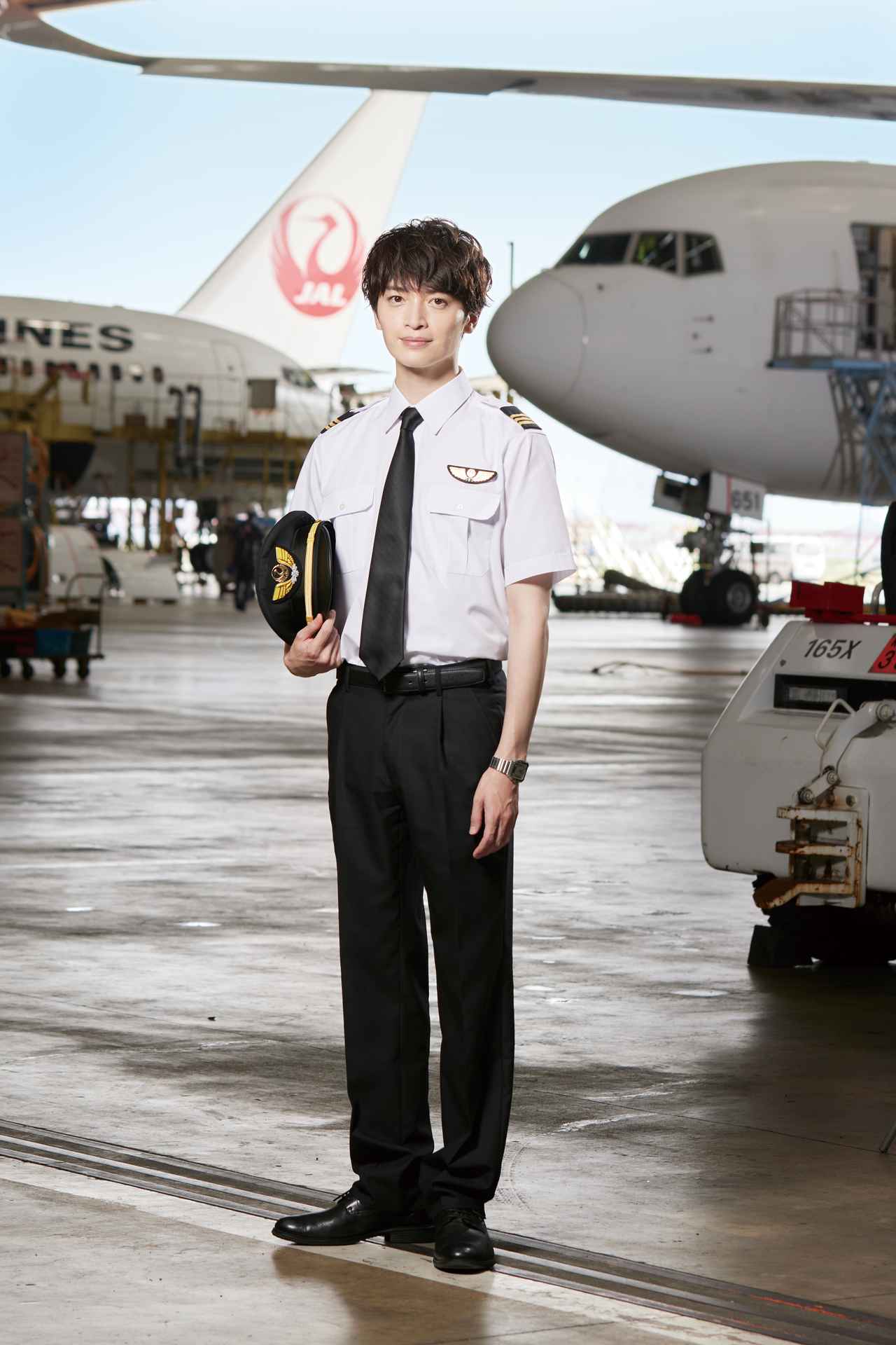 旅ストーリーのアイデア6選 機内から撮れた素敵な写真をおしゃれに加工して、ストーリーにあげよう🫶🏻インスタストーリーストーリーアイデア旅 ストーリー旅日記海外旅行飛行機写真機内映え写真