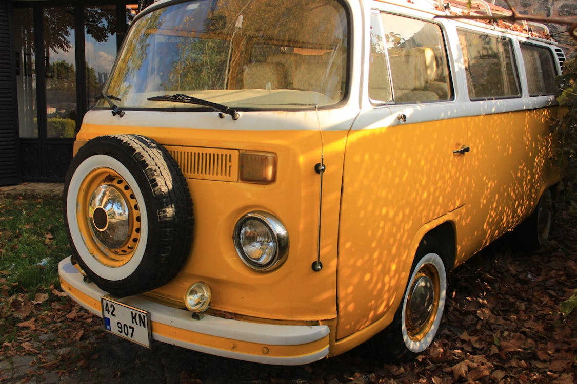 レトロ風なキャンピングトレーラーの写真素材94783491- PIXTA