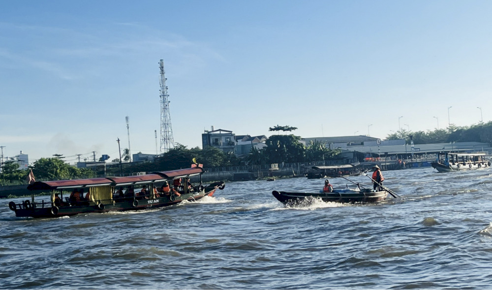 驚異の折りたたみ〇〇ベトナム旅行とベトナム情報・アンコールワット旅行とアンコールワット情報