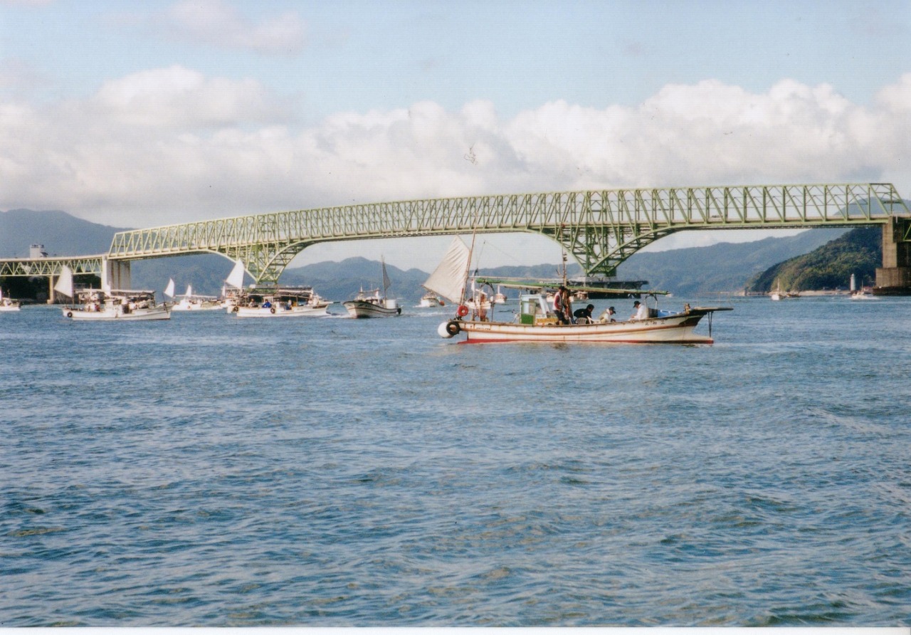 淡路島 鳴門海峡の渦潮観光なら『うずしおクルーズ』！1時間ツアーで大迫力の渦潮を間近で堪能できるよ！Trip-Nomad