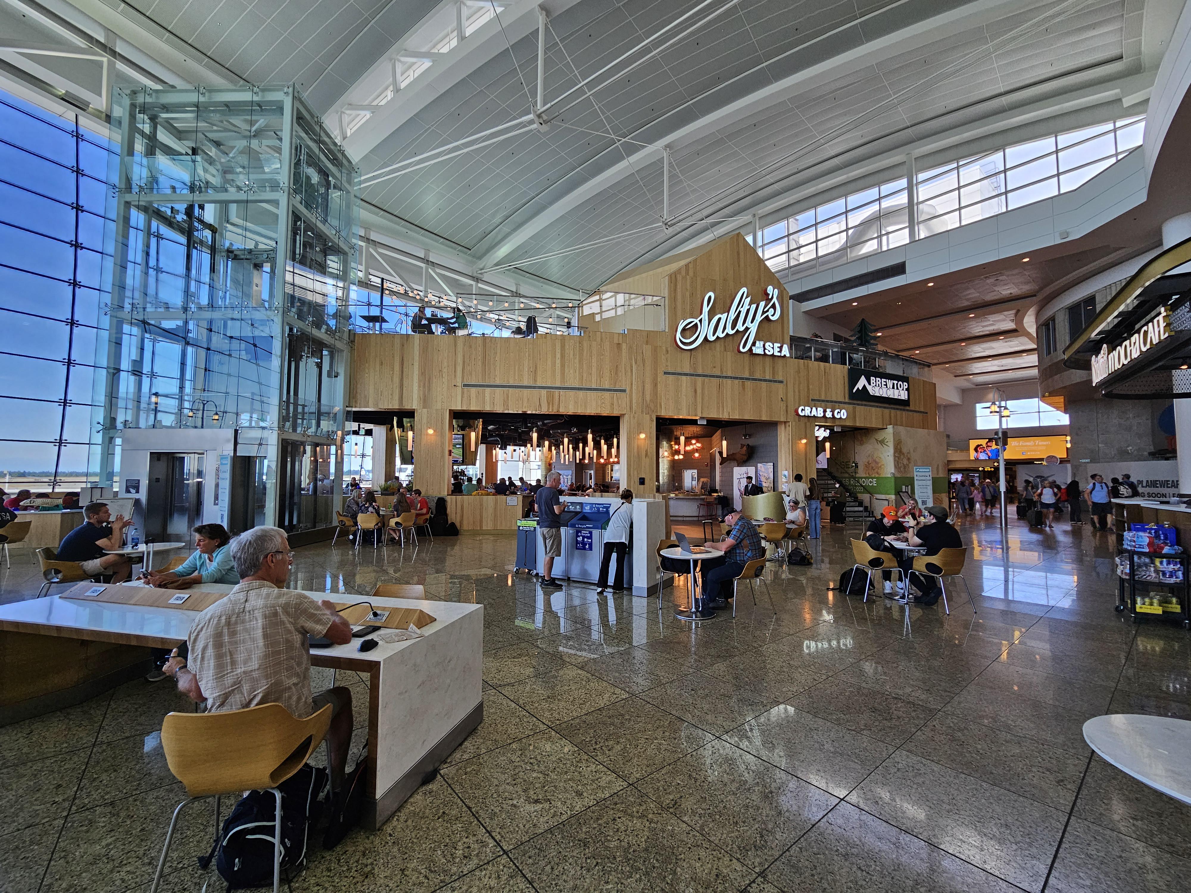 シアトルから深夜便で50周年のフロリダディズニーへ！ 2022年アメリカ周遊10- つめこみトラベラ