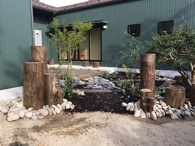 おうちでキャンプWebマガジン「スマイリング」埼玉・千葉・東京エリアのPOLUSイベント情報や生活に役立つ情報をお知らせする暮らしのメディア