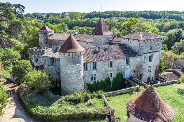 一度は行ってみたい！旅情あふれるヨーロッパの古城２０選Travelzaurus.com トラベルザウルスドットコム