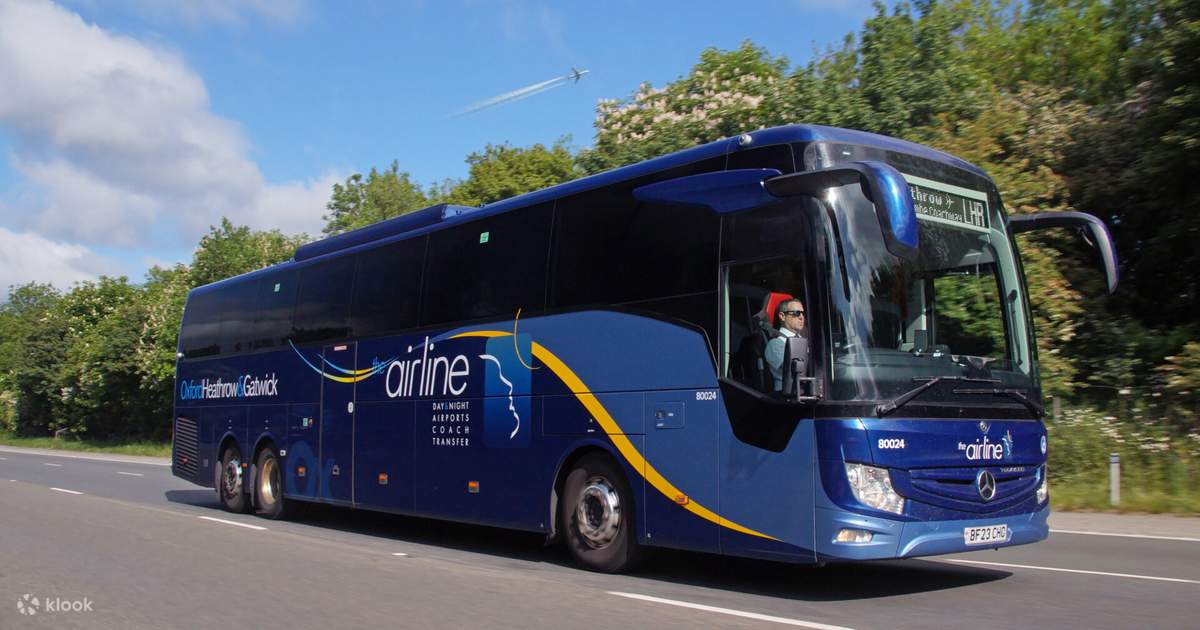 ロンドンガトウィック空港駅：チケット、地図、出発到着情報、ガイド、路線G2Rail