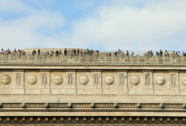 パリの凱旋門には絶対に登ろう！チケットはどうする？予約は必要？Paris Concierge