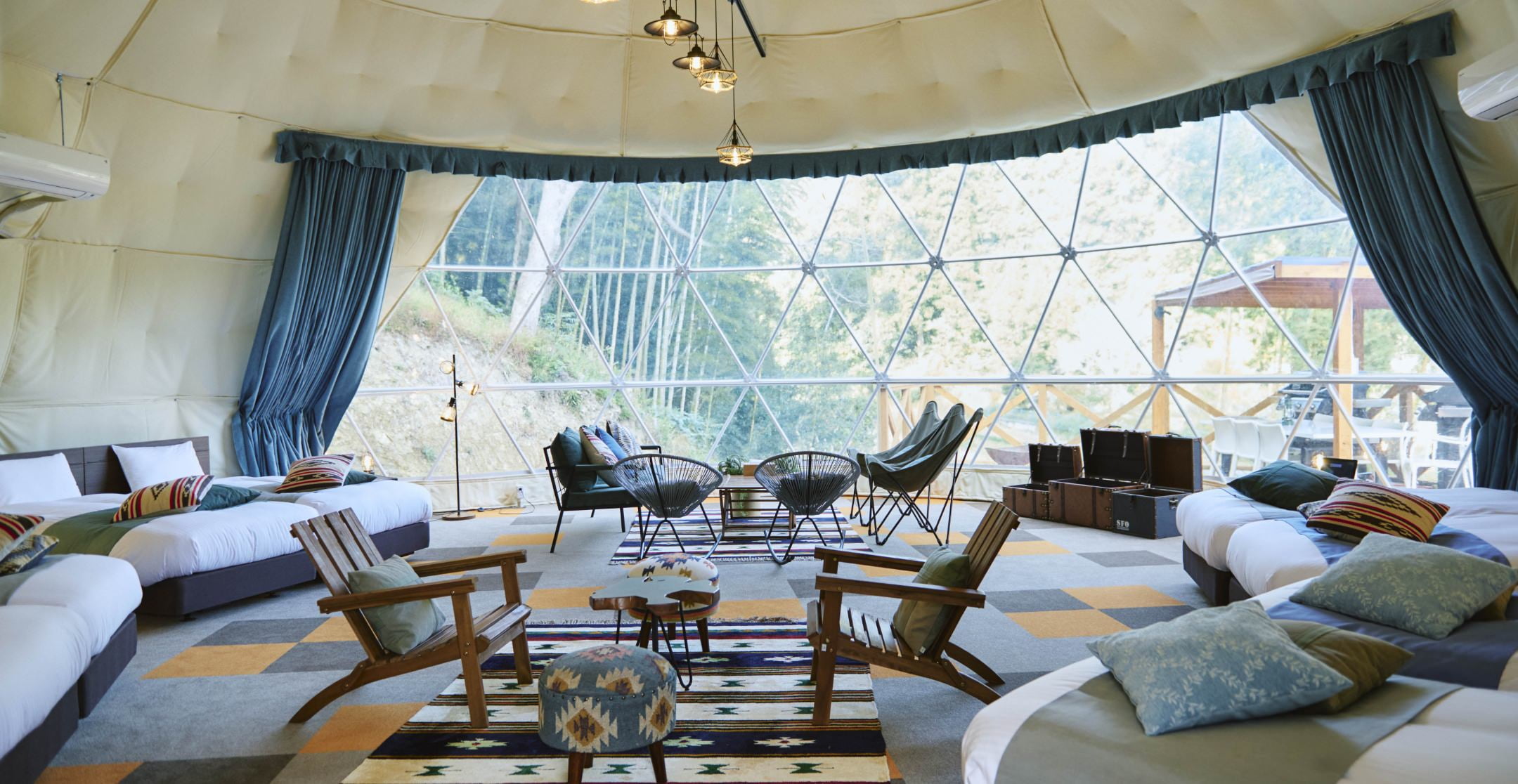 夏のアウトドアを楽しむならキャンプよりグランピング！おすすめポイントを解説 - リゾートグランピングドットコム