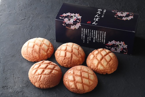 ちいかわご当地アイテム💕 雷門、スカイツリー、上野 東京浅草エリアのダイカットキーホルダーが只今揃っています。マキノ玉森堂では、ご当地グッズから伝統工芸品まで色々な商品を取り揃えております。 店頭及び玉森堂オンラインショップでお求めいただけます