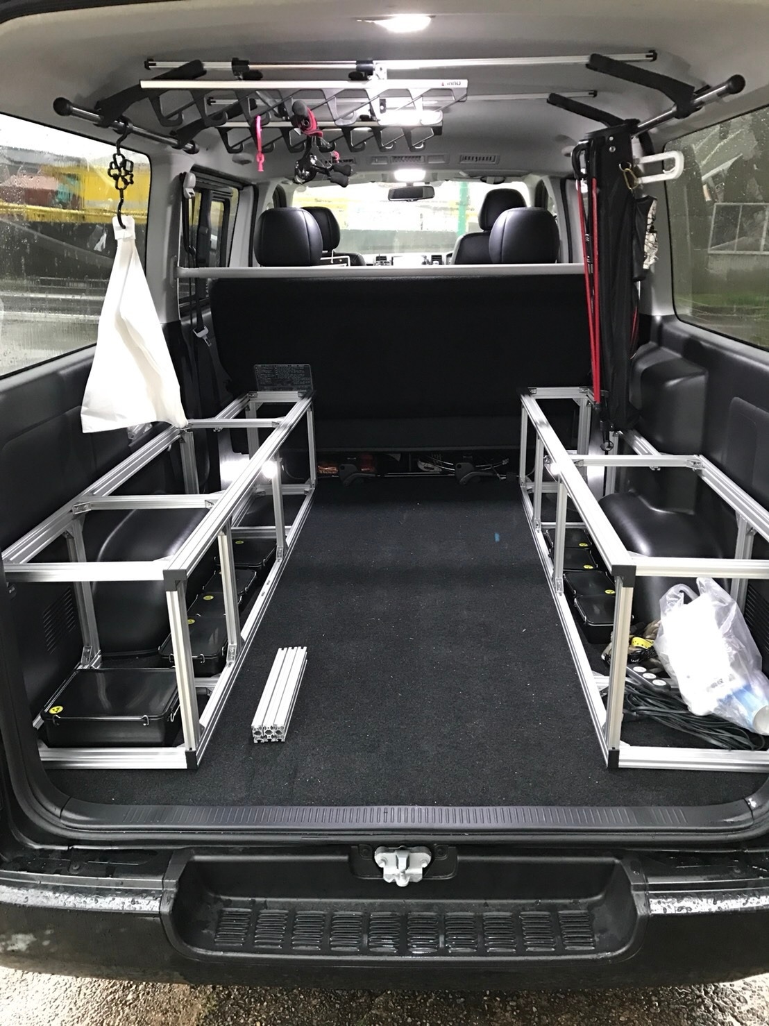 これはカー用品ではなくタックルだ。クルマと遊びをつなぐカーアクセサリーブランド「VISOA」の提案釣りの総合ニュースサイト「LureNewsR ルアーニュースアール 」