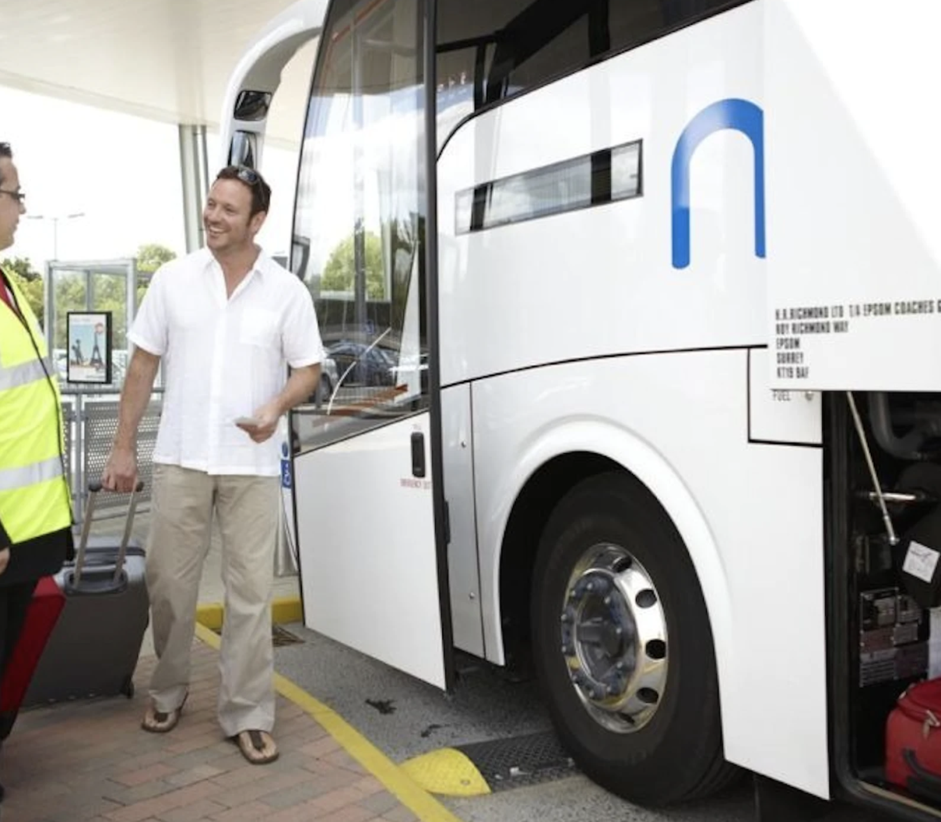 ガトウィック空港 の降車場所：移動の方法Uber