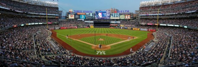 ニューヨーク・ヤンキースの象徴的なエンブレム⚾️壁紙 - PHONEKYから携帯端末にダウンロード