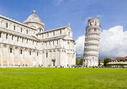 ピサの斜塔 - Wikipedia