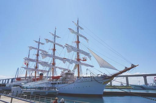 ヨットの部分名称は奥が深い ～セイル 帆 編～ヨットを楽しむ ～MALU