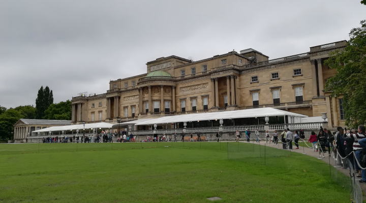 バッキンガム宮殿入場券とロイヤルウォーキングツアーKlook