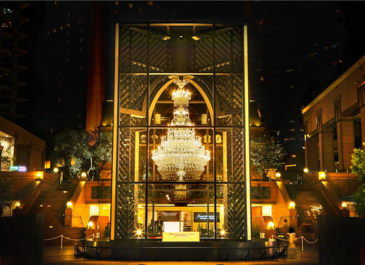 恵比寿ガーデンプレイスが輝く シャンデリアとイルミの競演！J-TRIP Smart