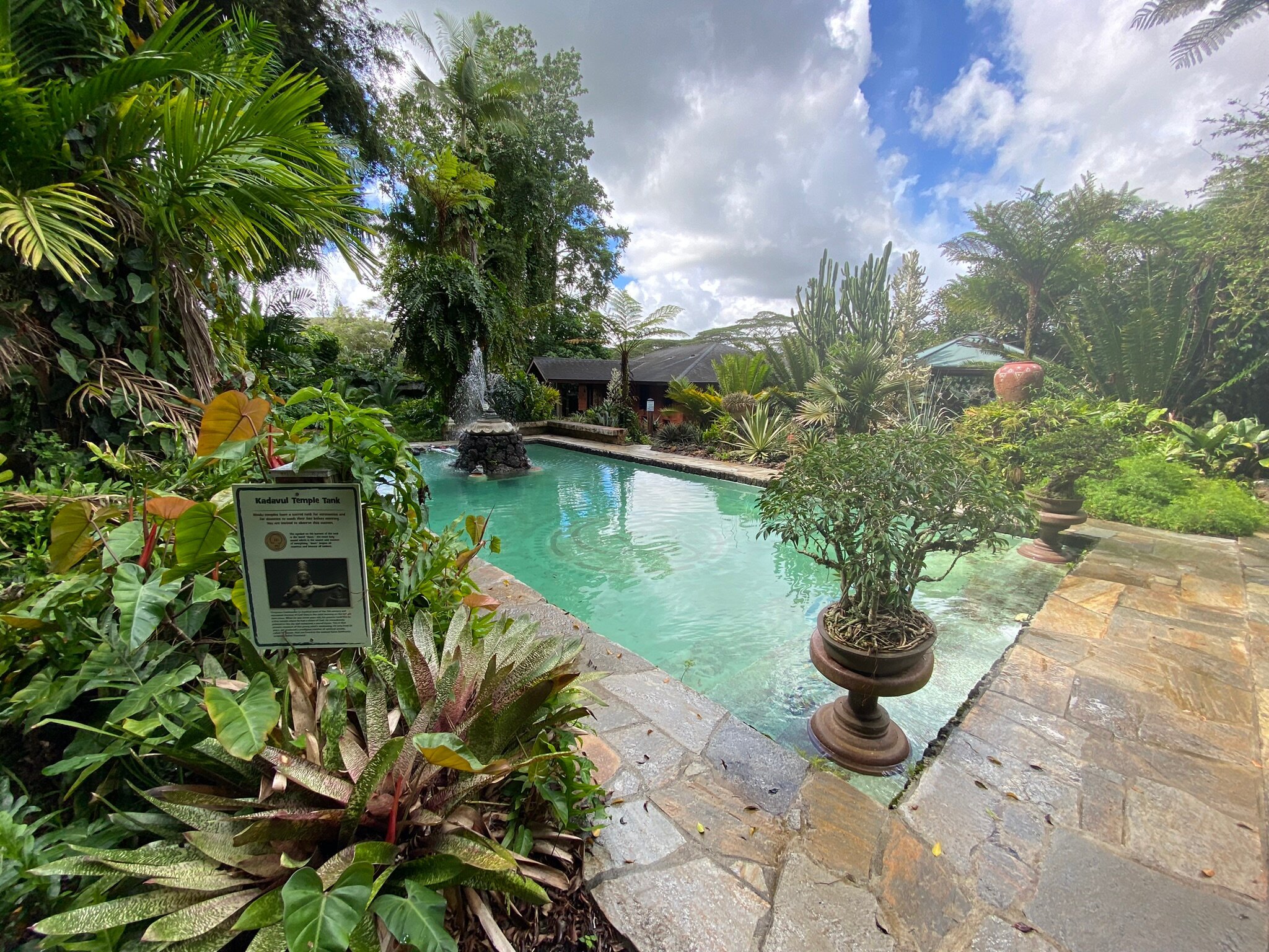 カウアイ島ヒンドゥー寺院 ハワイ、アメリカ :