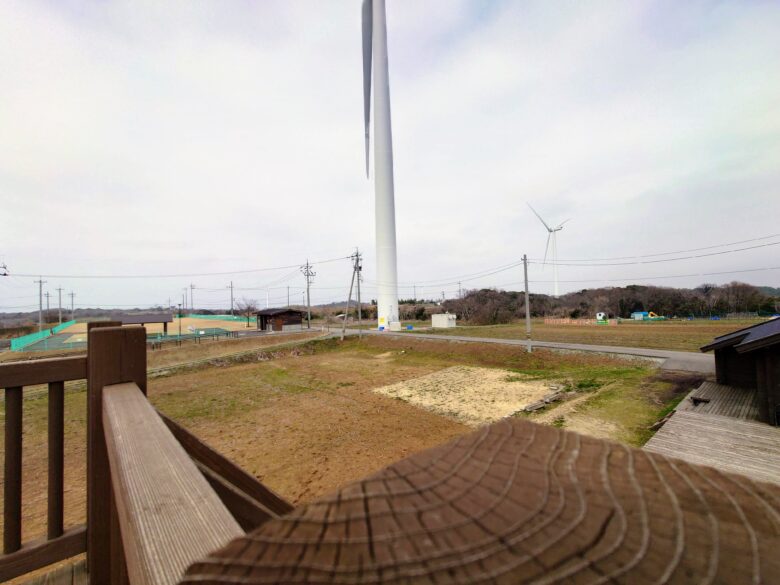 ひまわり 風車 あわら夢ぐるま公園 夏の写真素材68367969-