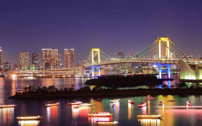 アクアシティお台場 - ロマンティックな夜景と一緒に。 ・