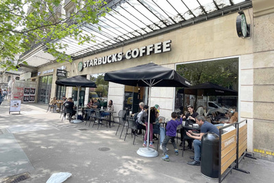 宮殿風スタバ スターバックスオペラ店 – Paris Eats