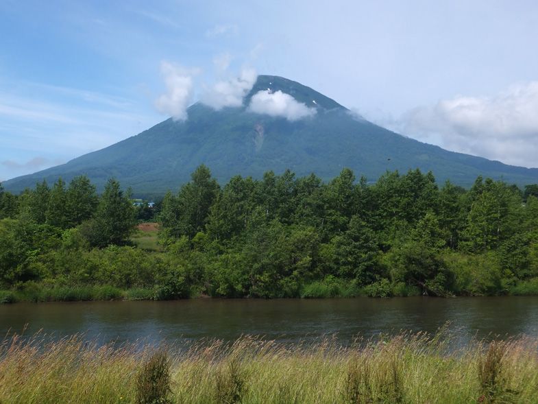北海道絶景ドライブ～洞爺湖・定山渓でパノラマビューを満喫～るるぶ&more
