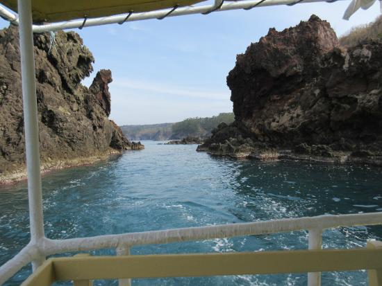 巌門スポット 公式 石川県の観光 旅行サイト「ほっと石川旅ねっと」