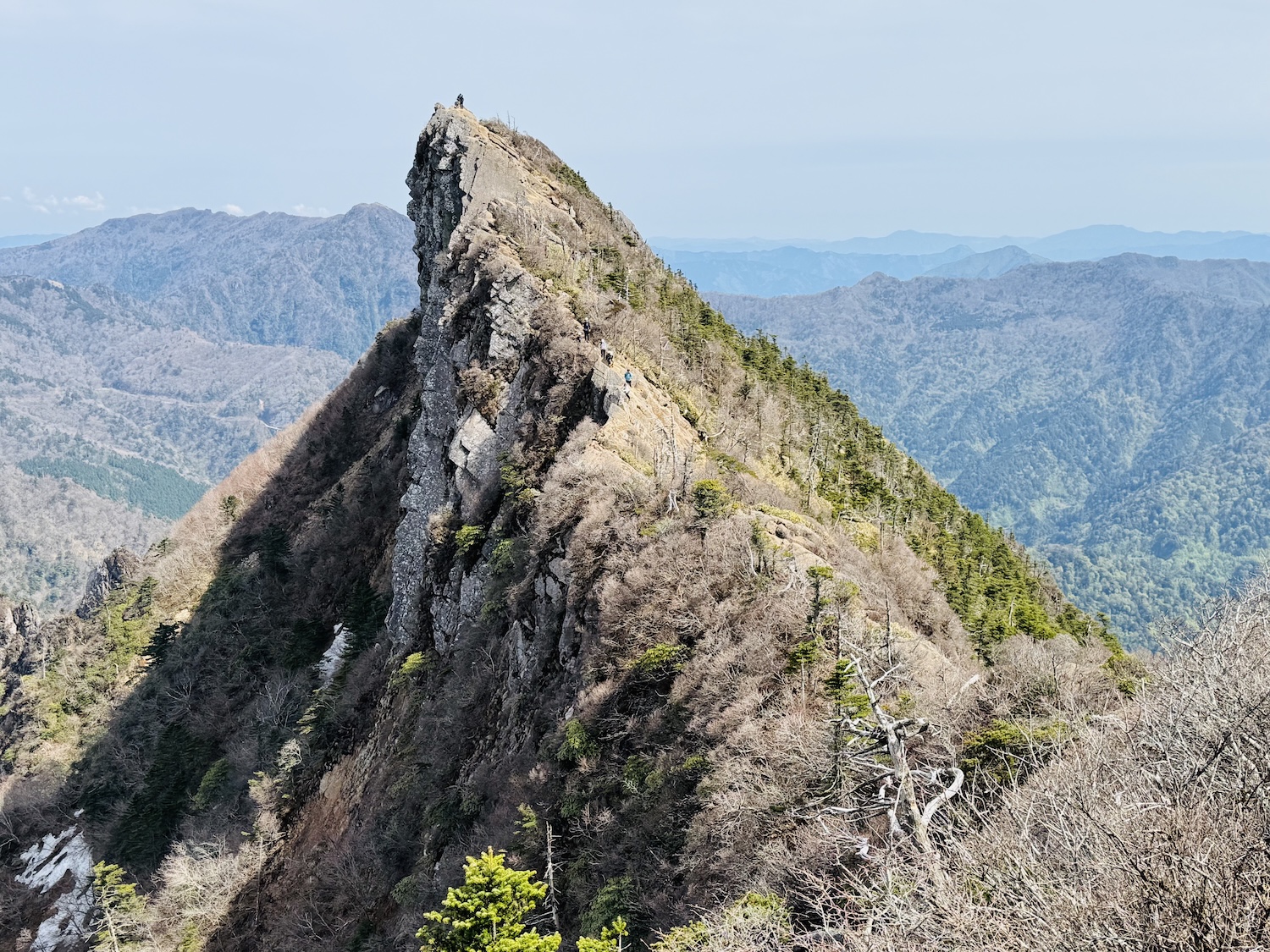 天狗岳。目の前で滑落。しろしさんの石鎚山・堂ヶ森・二ノ森の活動データYAMAPヤマップ