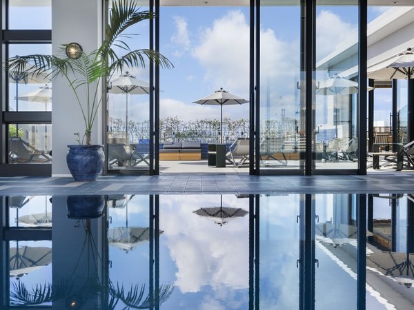 沖縄・国際通りにホテル＆レストラン「サウスウエスト グランドホテル」宿泊者専用プール付き - 女子旅プレス