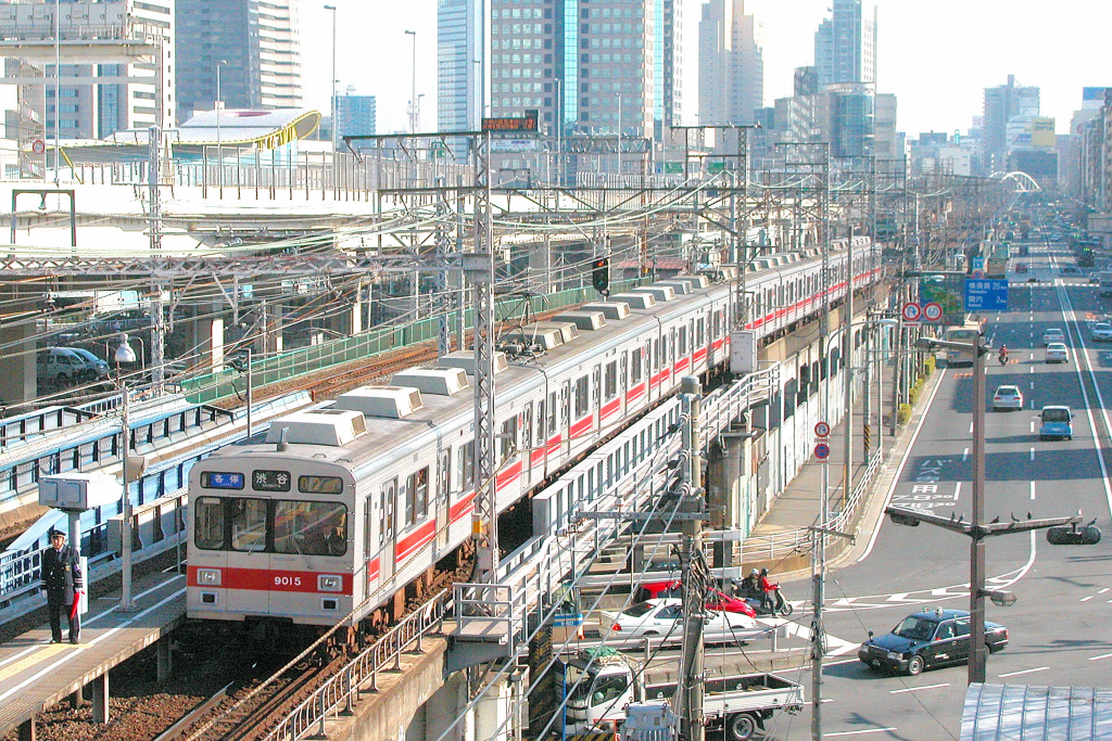 文明開化の“陸蒸気”の時代から2度も移転した横浜駅 旧東横線「高島町駅」は“省線”との乗り換え駅だったグルメ情報誌「おとなの週末Web」