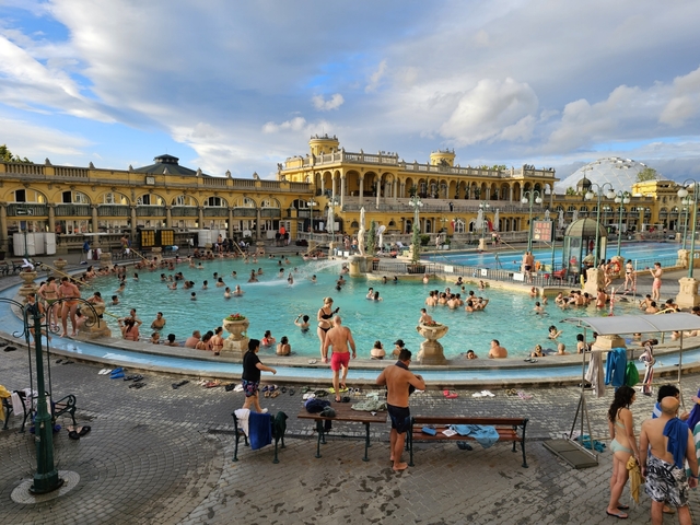 海外の温泉を楽しむためのガイド2025 年のリアルなLemon8ユーザー体験