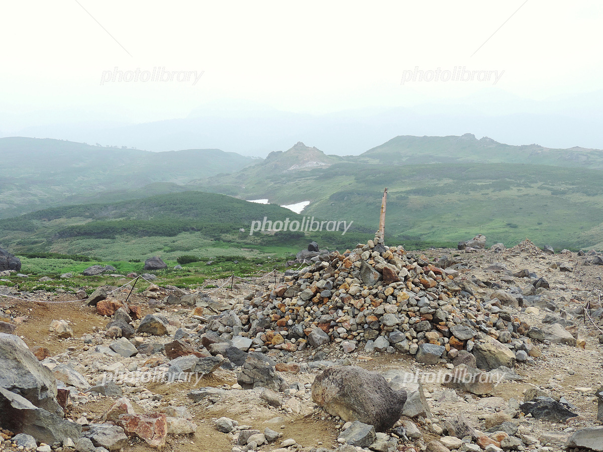 登山道で見つけたケルンの無料の写真素材 - ID.43004フリー素材