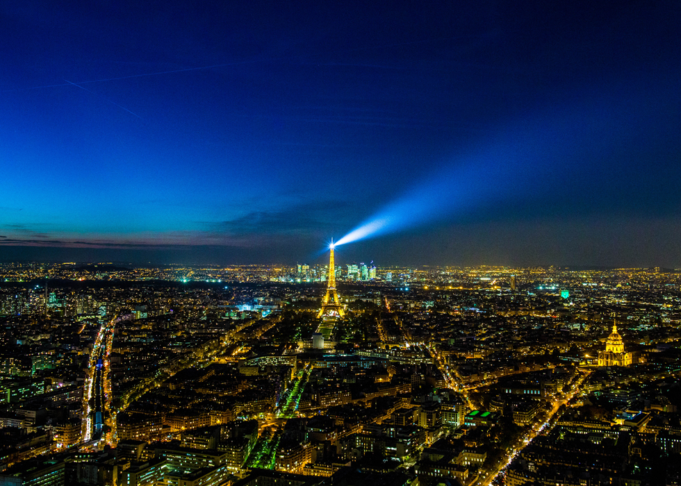 パリの夜景イルミネーション＋ムーランルージュ Moulin Rouge