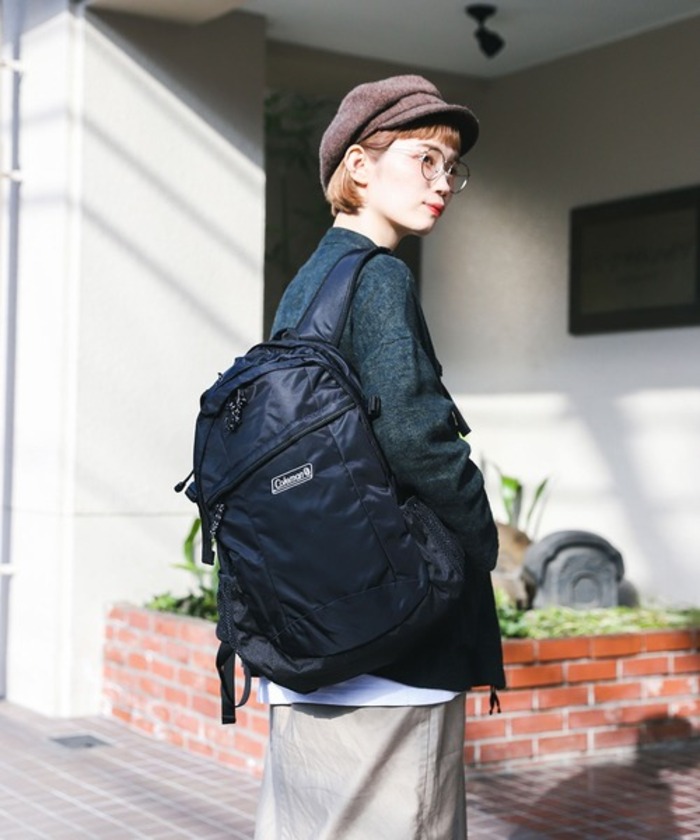 特集 冬アウターと通勤リュックのLOVEな関係。 W&.Day Night